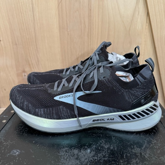 Brooks Men's Bedlam 3 Running Shoes Size 11 Black Pearl White Mens Sneakers - Picture 7 of 16